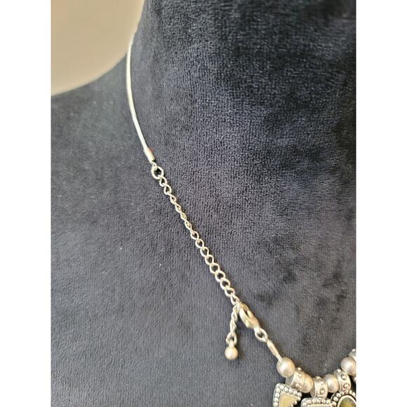 Womens Boho Pendant Necklace Silver Tone Green Stone Tribal Style Beaded Design - Picture 7 of 7